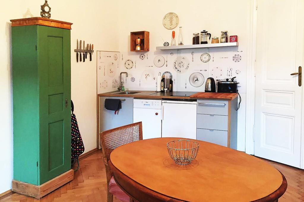 Das Schonbrunn Apartment! Vienna Esterno foto